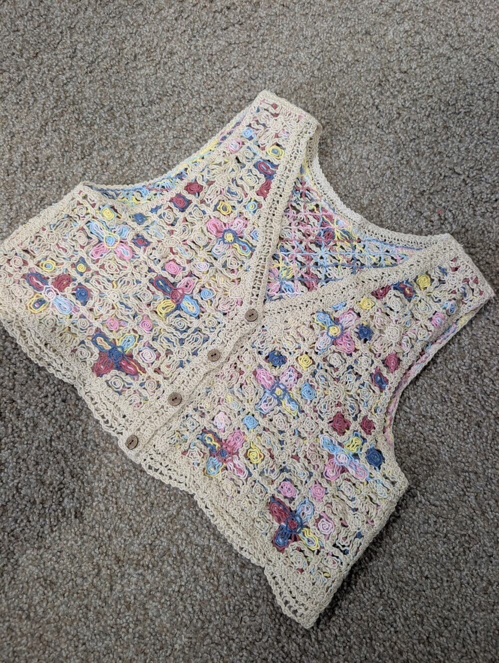 SHEIN Crochet Vest Small Boho Floral Cream Multi Color Button Up Crop Shrug Knit
